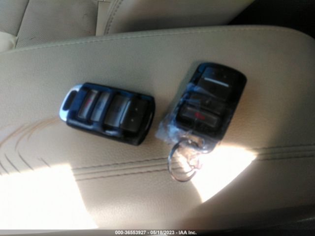 KNALN4D72E5163186 KIA Cadenza Premium