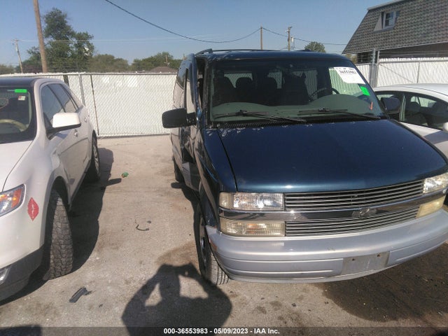 2000 CHEVROLET ASTRO PASSENGER VIN: 1GNDM19W3YB138562