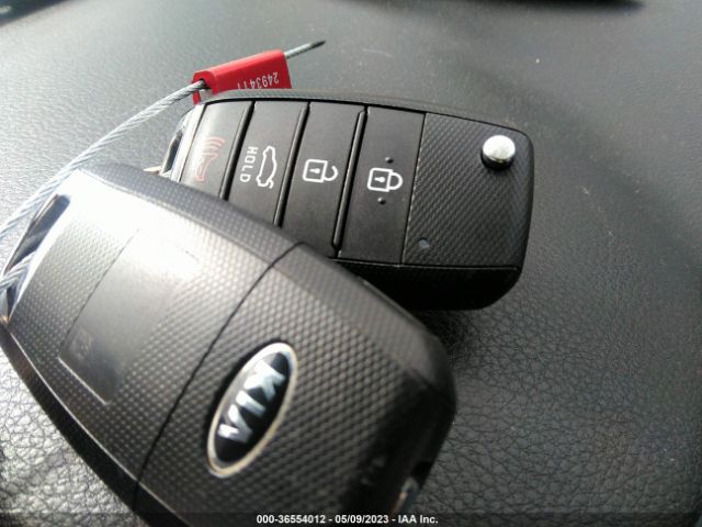 KIA RIO S 2019 3KPA24AB6KE211820 Image 3