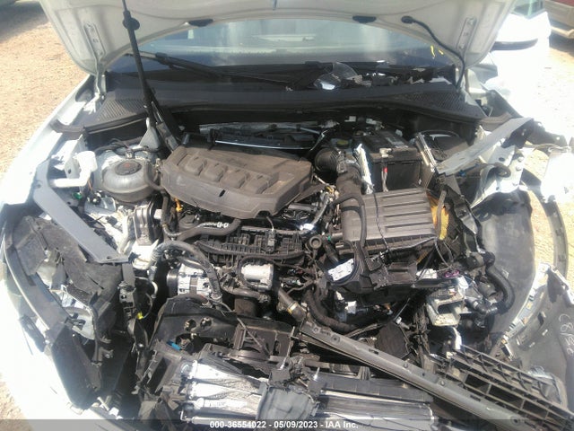 3VV1B7AX7JM069027 Volkswagen TIGUAN S