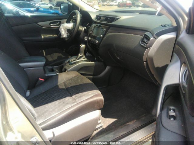 JN1BJ1AV0MW304876 Nissan Rogue Sport S