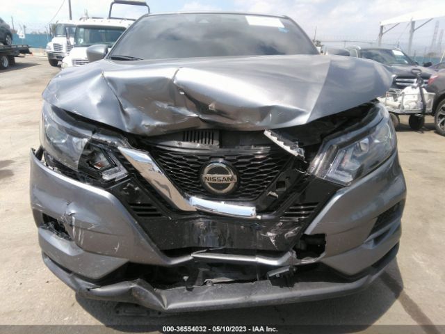 JN1BJ1AV0MW304876 Nissan Rogue Sport S