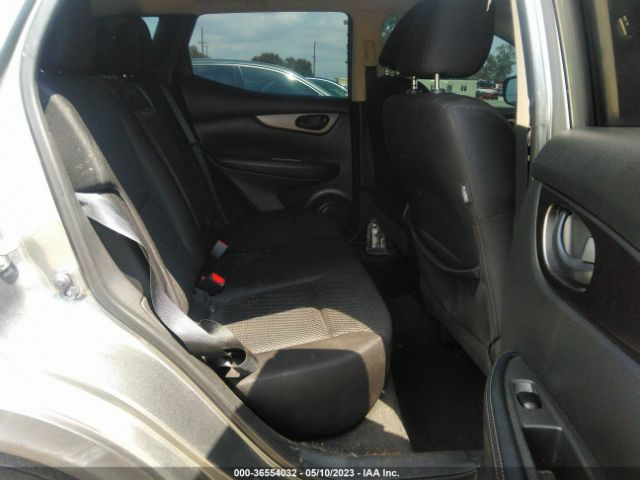 JN1BJ1AV0MW304876 Nissan Rogue Sport S