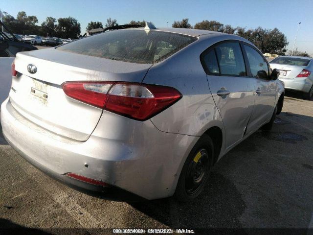 KNAFX4A6XG5549568 KIA FORTE LX