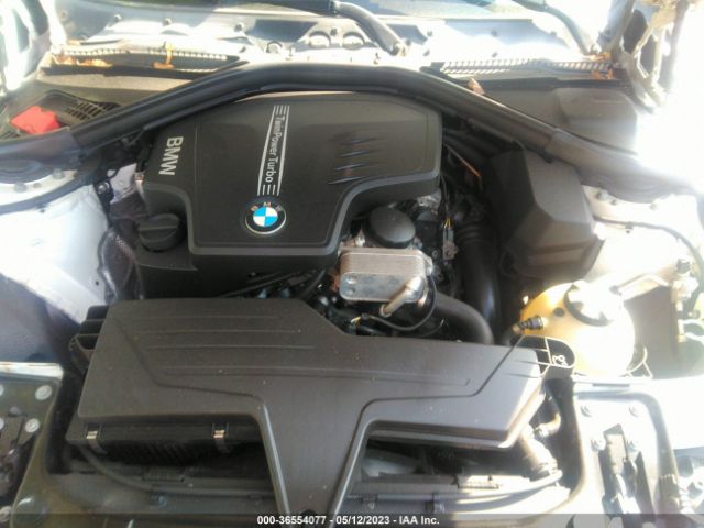 WBA8A3C50HK692007 BMW 3 Series 320i Xdrive