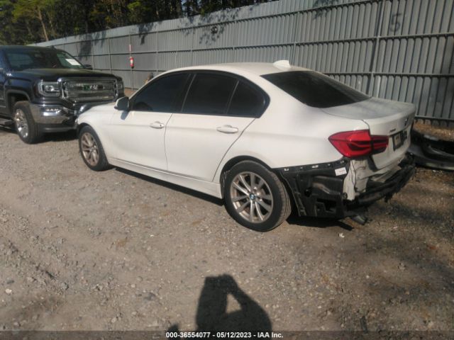 WBA8A3C50HK692007 BMW 3 Series 320i Xdrive