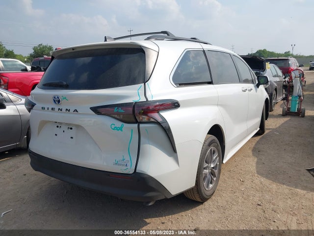 2023 TOYOTA SIENNA XLE VIN: 5TDYRKEC1PS141903