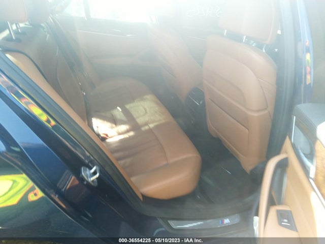 WBAJB9C59JB287156 BMW 5 Series M550i Xdrive