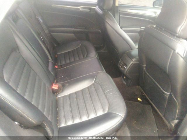 3FA6P0HD9HR351231 Ford FUSION SE
