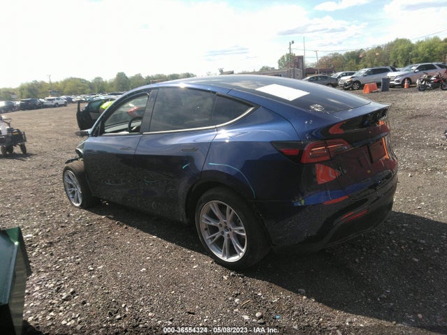 Tesla Model Y Long Range 2023 7SAYGDEE8PF617672 Image 4