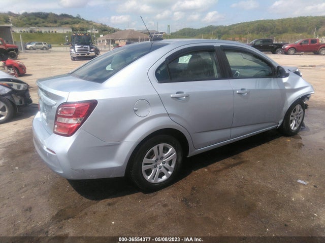Chevrolet Sonic Ls Auto 2018 1G1JB5SG2J4110167 Image 4