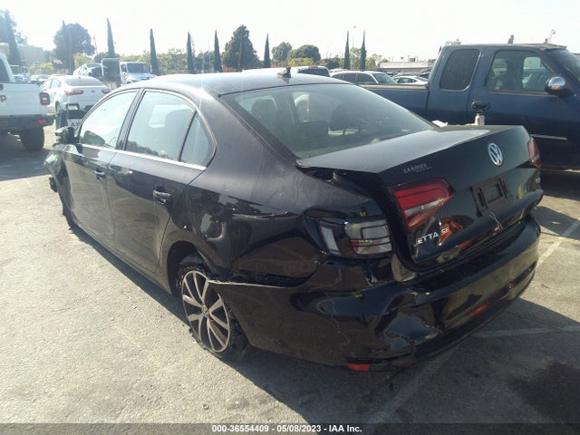 3VWDB7AJ8HM276590 Volkswagen Jetta 1.4t Se