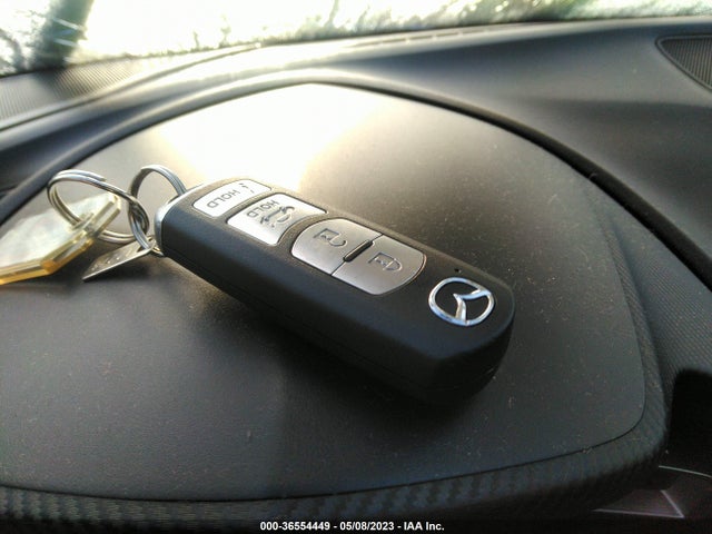 Mazda Mazda3 I Touring 2015 3MZBM1V70FM128539 Image 3