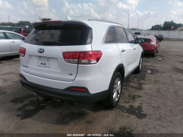 5XYPGDA57GG060275 KIA SORENTO LX
