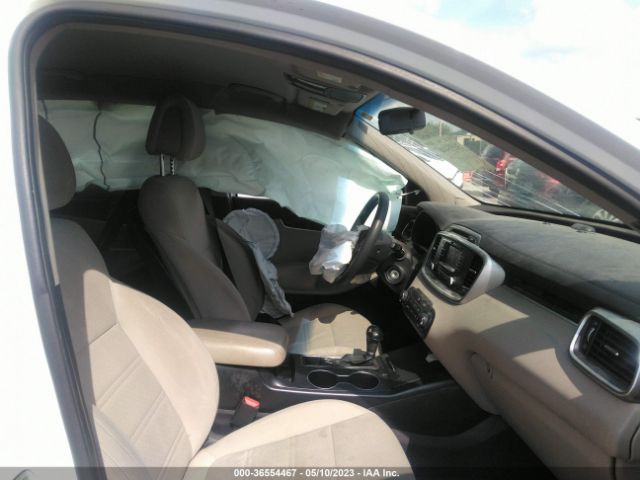 5XYPGDA57GG060275 KIA SORENTO LX