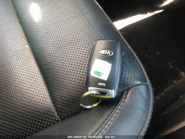 2017 Kia Forte, VIN: KNAFX5A81H5715937