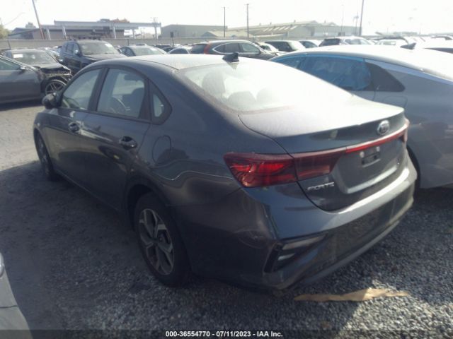 3KPF24AD6ME380875 KIA Forte Lxs