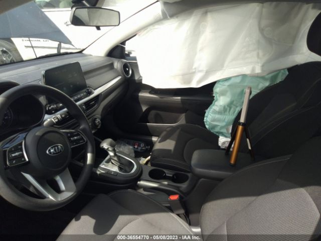 3KPF24AD6ME380875 KIA Forte Lxs