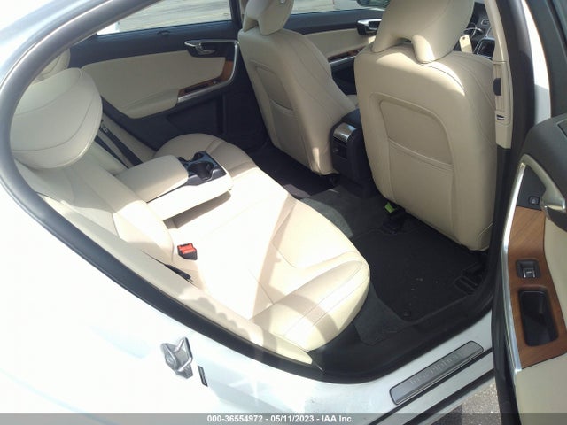 2018 Volvo S60, VIN: LYV402HM2JB158946
