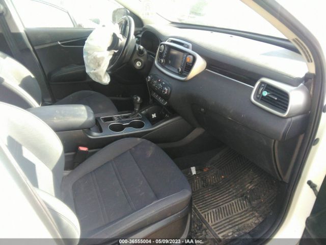 5XYPGDA32JG427024 KIA SORENTO LX