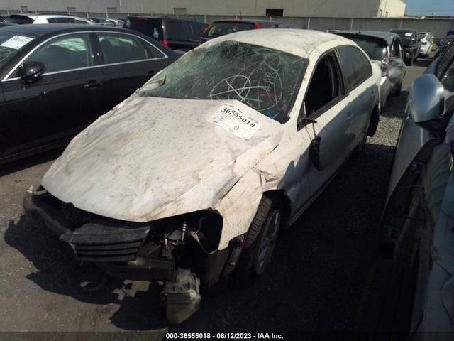 2011 VOLKSWAGEN JETTA SEDAN SE W/CONVENIENCE PZEV VIN: 3VWDZ7AJ9BM013379