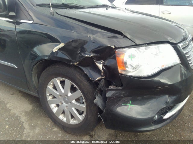 2C4RC1BG6GR213310 Chrysler Town & Country Touring