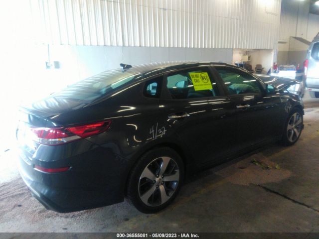 5XXGT4L38KG320171 KIA Optima S