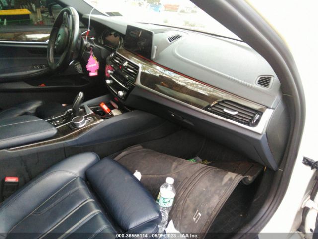 WBAJE7C32HG479316 BMW 5 Series 540i Xdrive