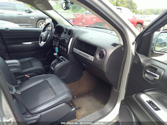 1C4NJCEB6HD182337 Jeep Compass Latitude