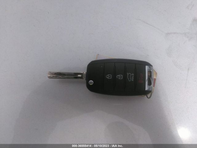 KNDJP3A54H7485385 KIA SOUL +
