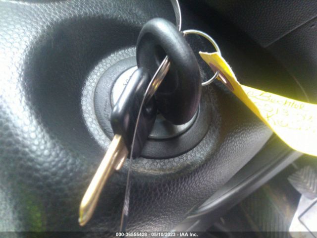 KNDJN2A22E7094737 KIA Soul Base