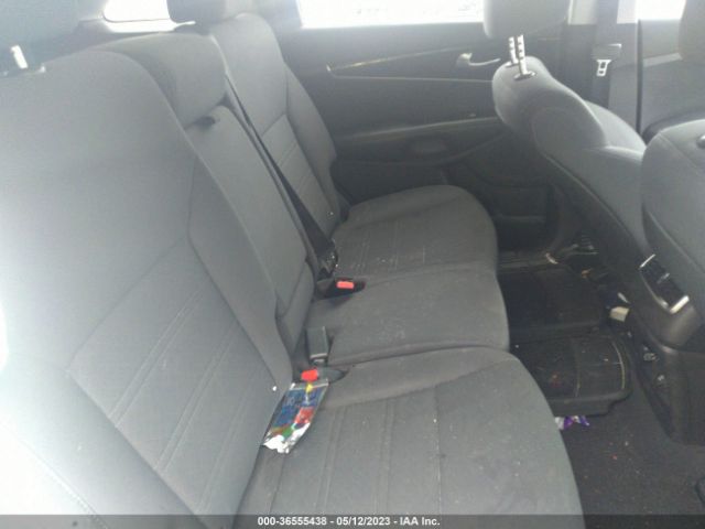 5XYPG4A50KG490741 KIA Sorento Lx V6