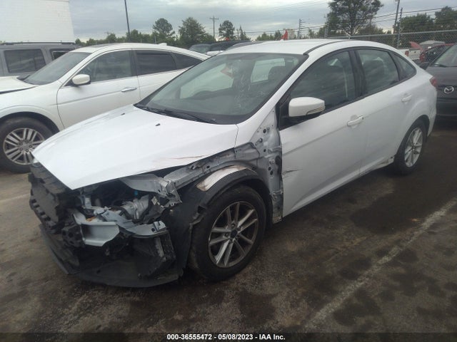Ford FOCUS SE 2018 1FADP3F20JL274540 Image 2
