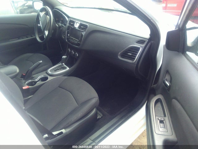1C3CCBBG4EN150296 Chrysler 200 Touring
