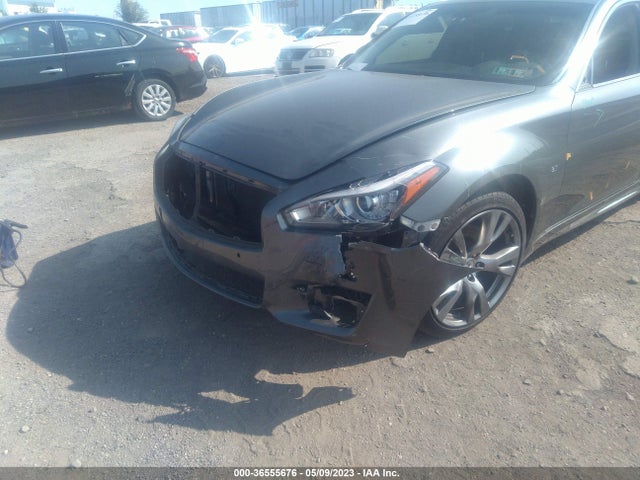 2017 Infiniti Q70, VIN: JN1BY1PR2HM210683