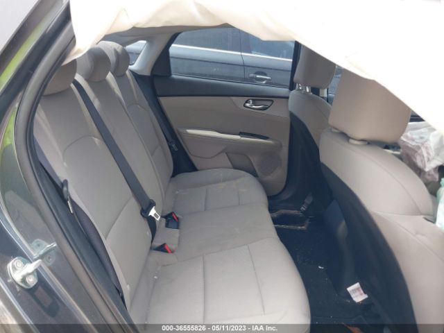 3KPF24AD1ME358623 KIA Forte Lxs