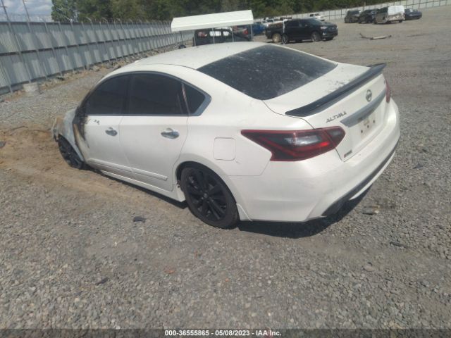 1N4AL3AP3HC239244 Nissan Altima 2.5 Sr