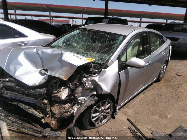 Toyota Prius Two/two Eco/three 2018 JTDKBRFU3J3592818 Image 2