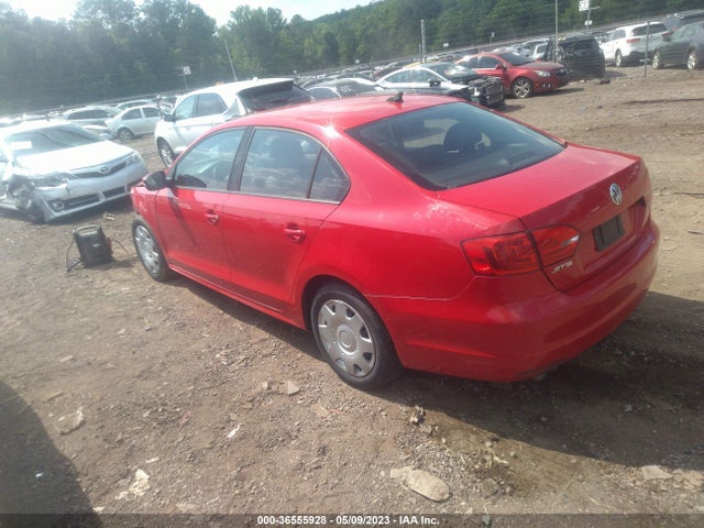 3VWD17AJXEM239037 Volkswagen Jetta Sedan Se