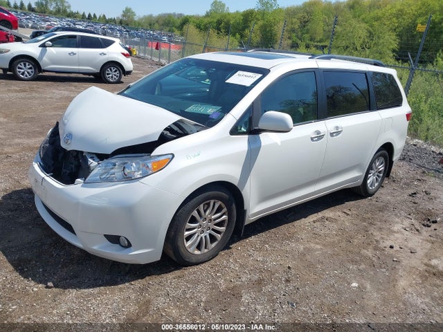 2015 TOYOTA SIENNA XLE/XLE AAS/LTD VIN: 5TDYK3DC5FS647471