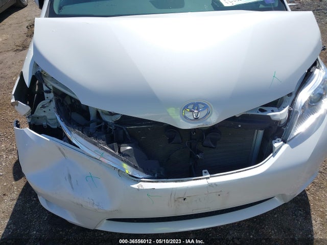 2015 TOYOTA SIENNA XLE/XLE AAS/LTD VIN: 5TDYK3DC5FS647471
