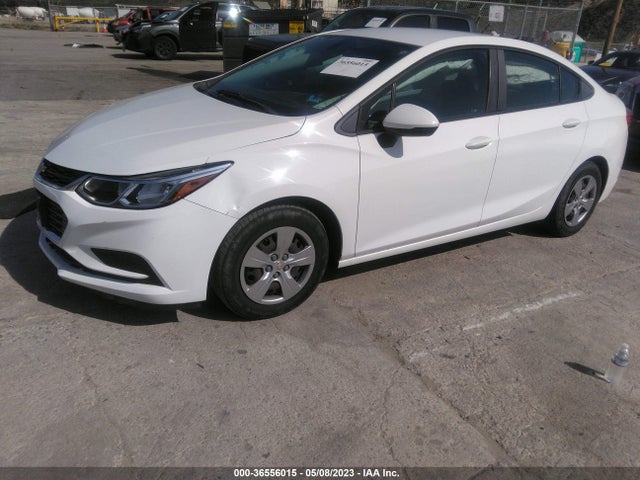 Chevrolet CRUZE LS 2017 1G1BC5SMXH7120414 Image 2