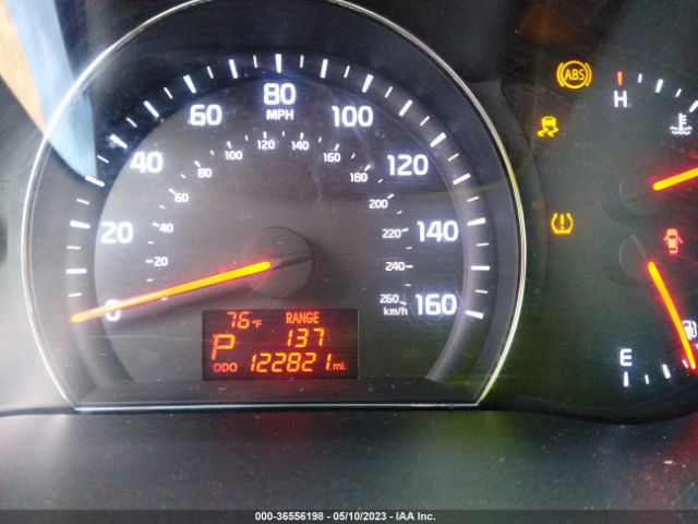5XYKT3A63EG446889 KIA SORENTO LX