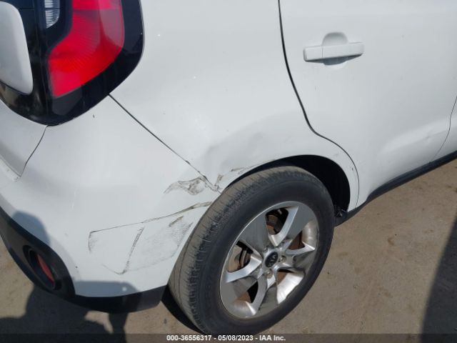 KNDJN2A22J7533042 KIA Soul Base