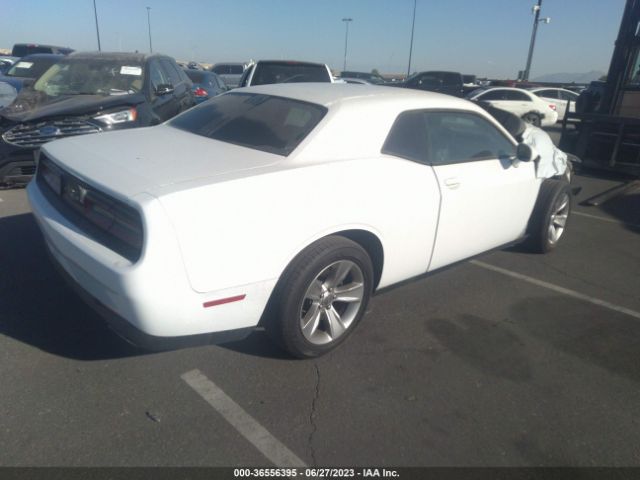 2C3CDZAG5HH578348 Dodge Challenger Sxt