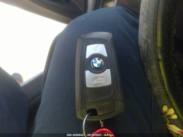 WBA3B1G57FNT63998 BMW 3 Series 320i