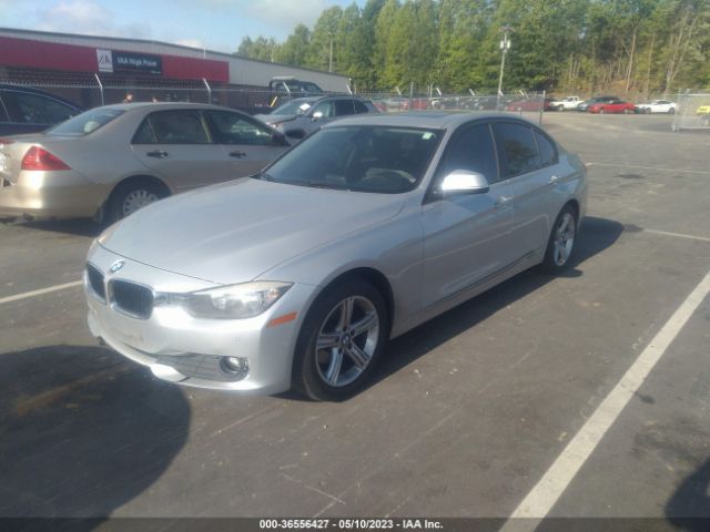 WBA3B1G57FNT63998 BMW 3 Series 320i