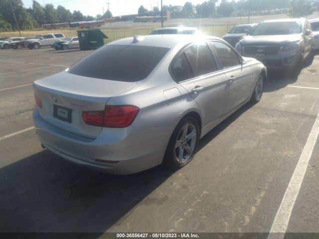 WBA3B1G57FNT63998 BMW 3 Series 320i