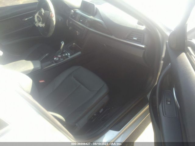WBA3B1G57FNT63998 BMW 3 Series 320i