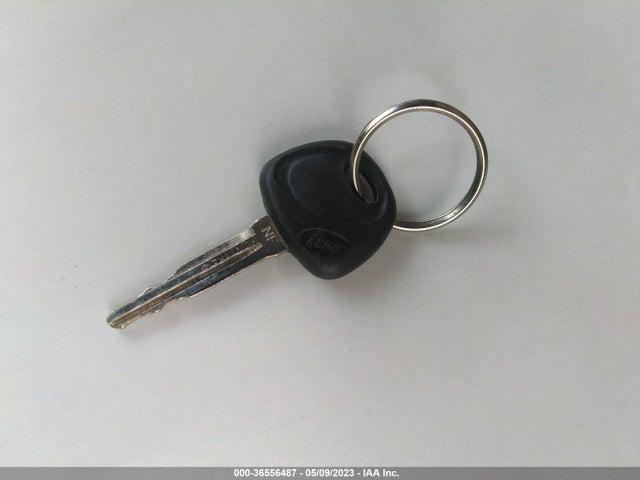 2008 KIA SEDONA LX VIN: KNDMB233686255385